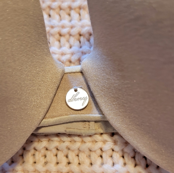 DKNY beige bra 32DD - Picture 3 of 6